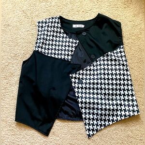 Women’s- Black and White Vest with Asymmetric design - US 4